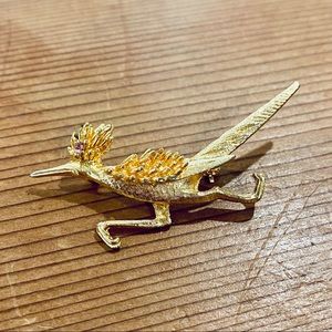 Vintage Hobe Roadrunner Bird Jeweled Brooch Pin